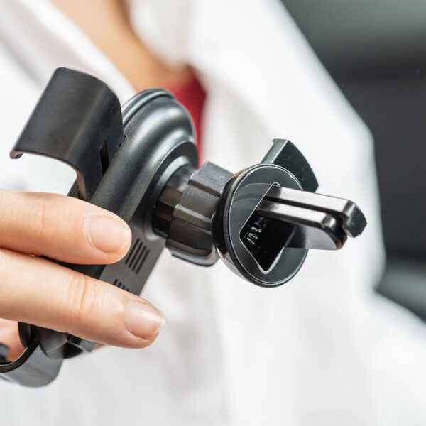 Soporte Cargador Rápido Inalámbrico para Coche Chakar InnovaGoods - Imagen 4